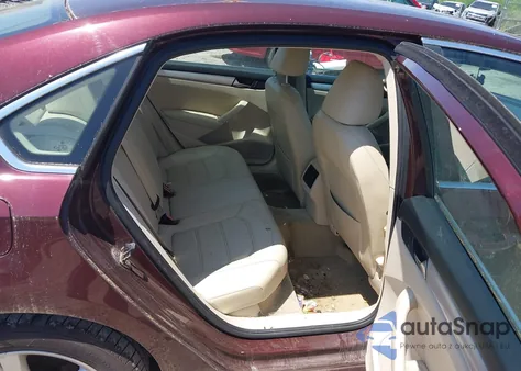 2013 Volkswagen Passat 2.5L Se from USA, damaged, VIN 1VWBP7A34DC089224